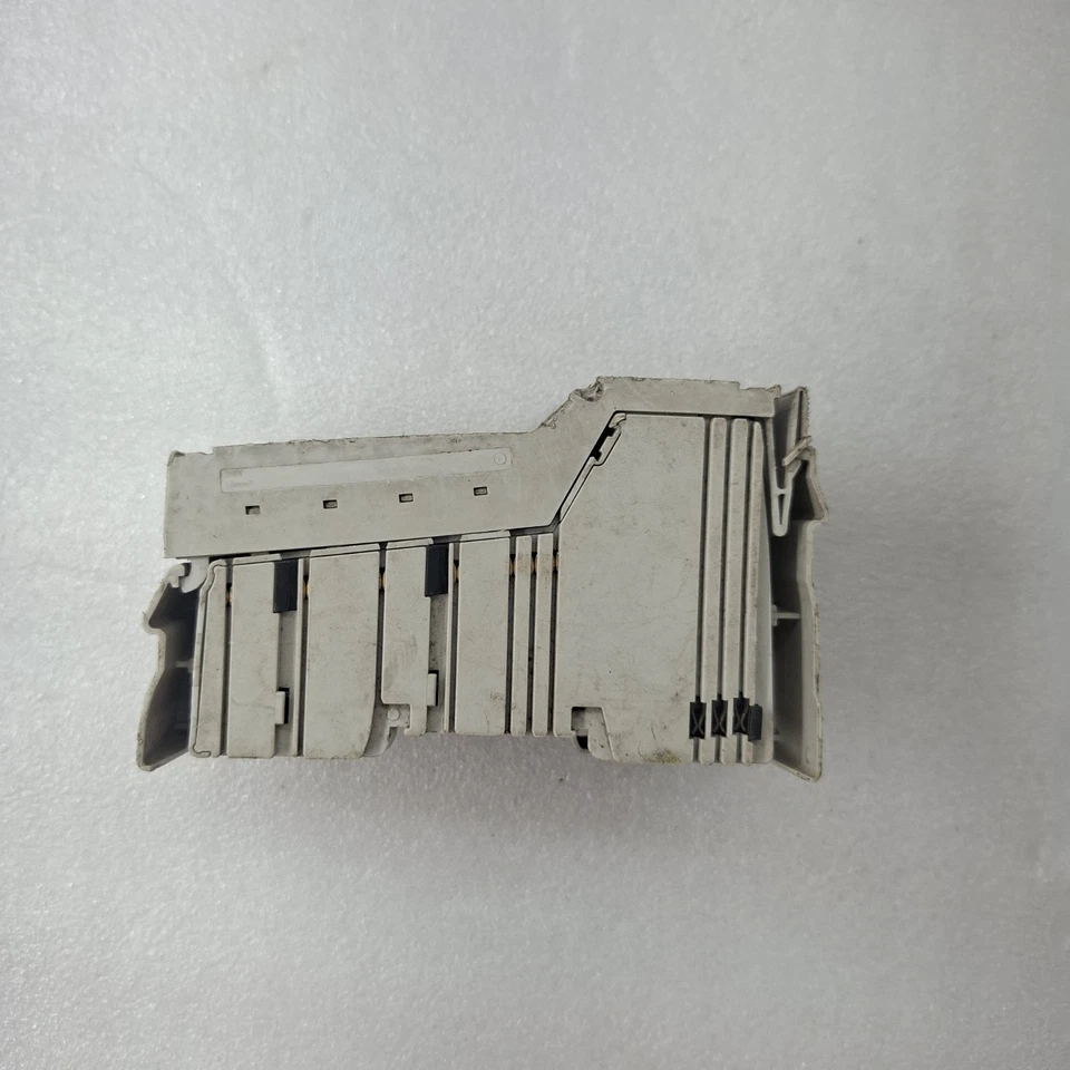 Bosch Rexroth R-IB IL 24 DI 32/HD-PAC Inline Digital Input Module R911170753-101